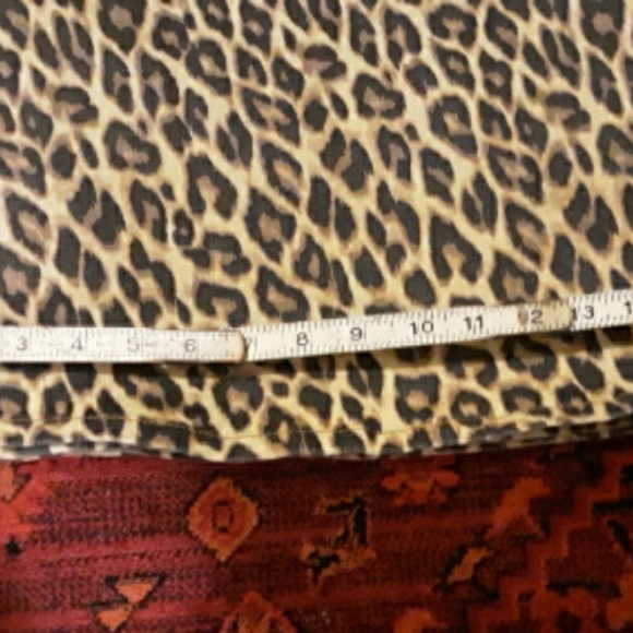 ♥️18W Plus Sz♥️Judy Blue Leopard High Waist Flare - Picture 4 of 9